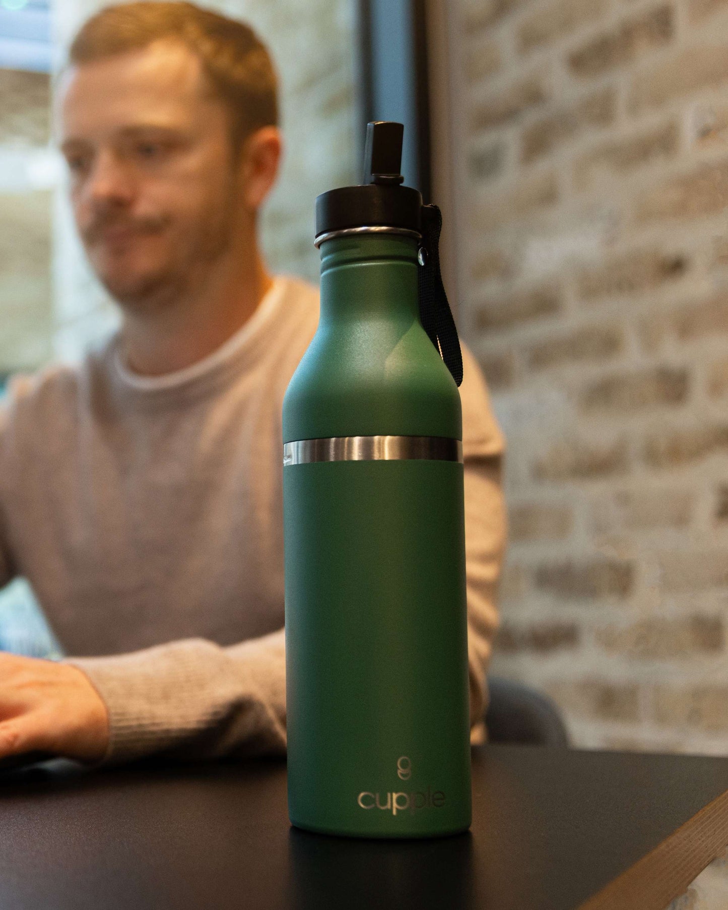 Peacock Green Cupple