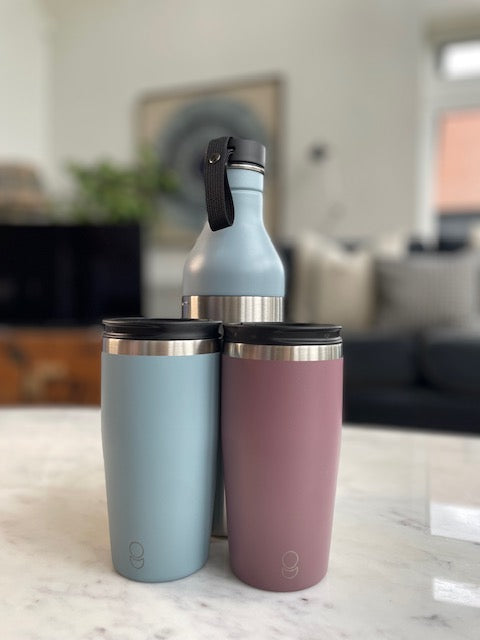 Two Cupple Cups with bottle